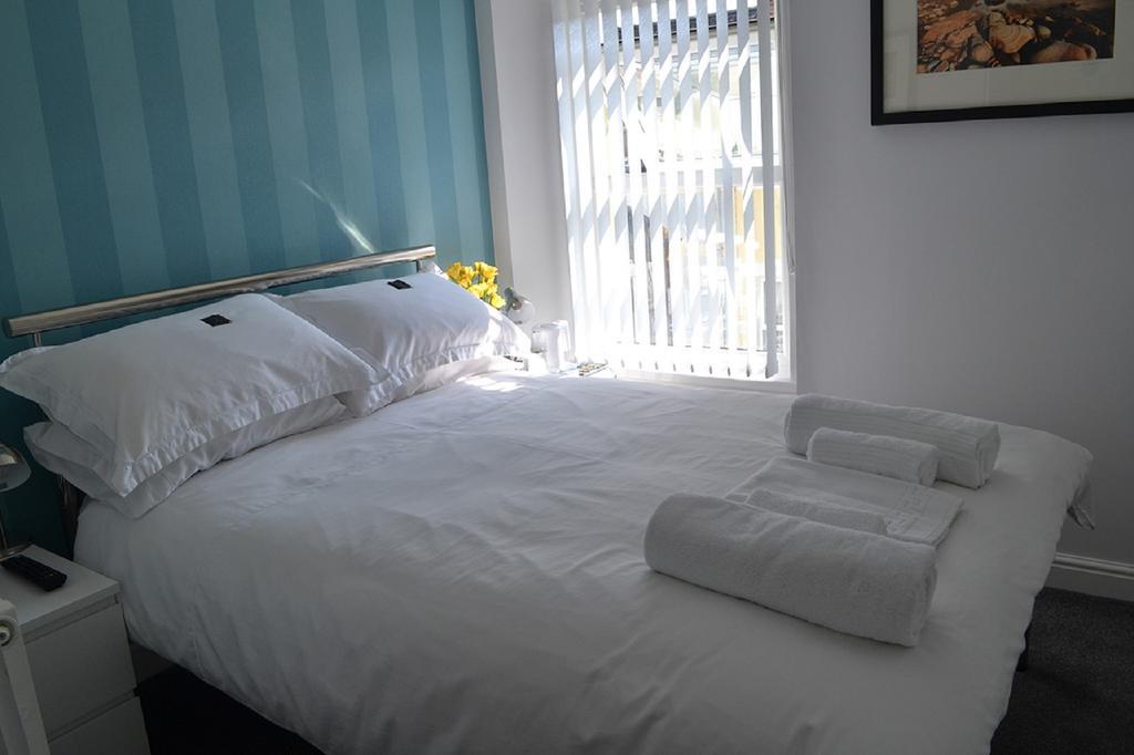 White Rose Guest House Tenby Phòng bức ảnh